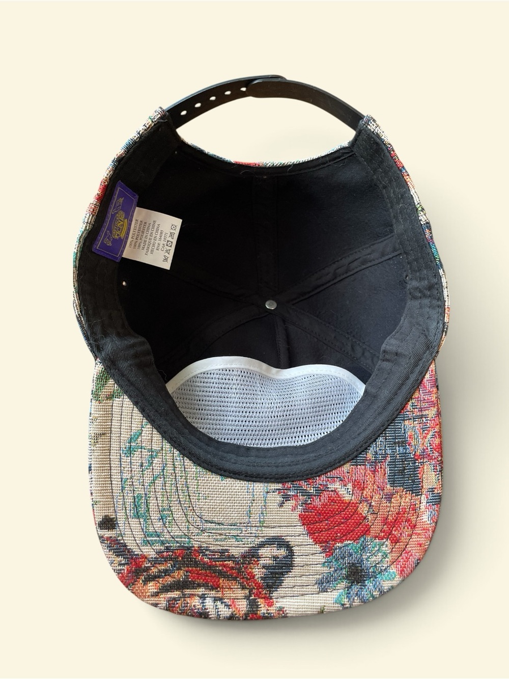 Multicolor Patterned Cap - Picture 3 of 3